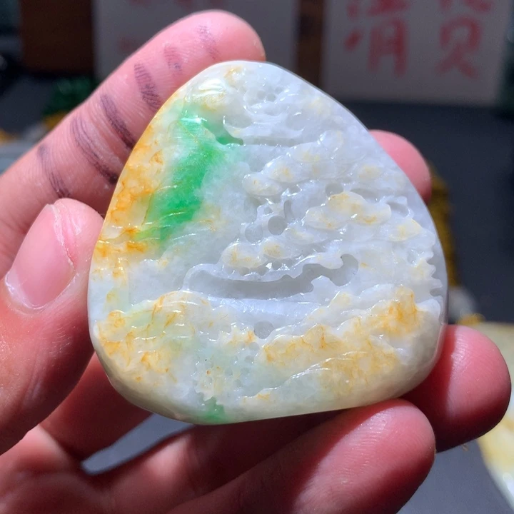 翡翠未镶嵌颈饰保真天然a货翡翠