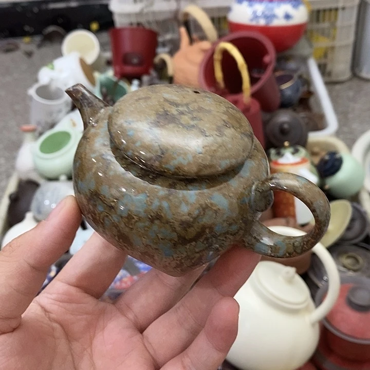 陶瓷艺术品及陶瓷壶