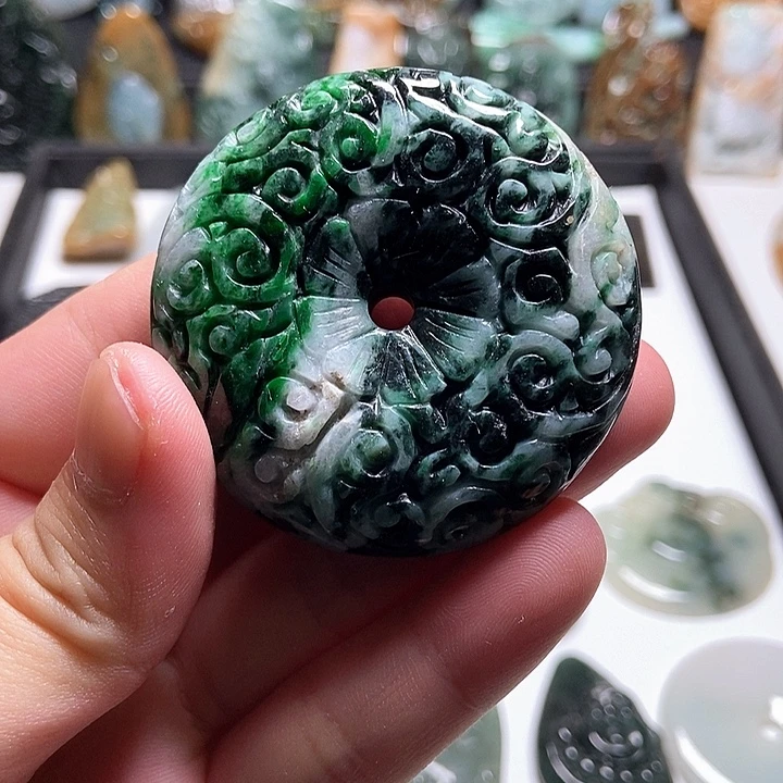翡翠未镶嵌颈饰翡翠a货