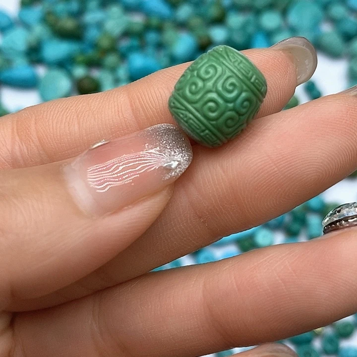 未镶嵌绿松石珠宝奇石