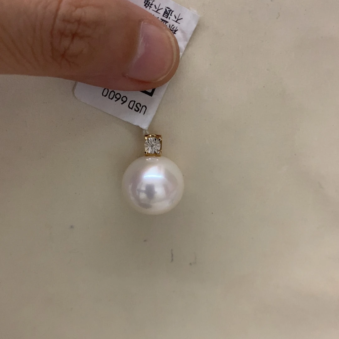 淡水珍珠18K金镶嵌颈饰15-16爱迪生牛头吊坠