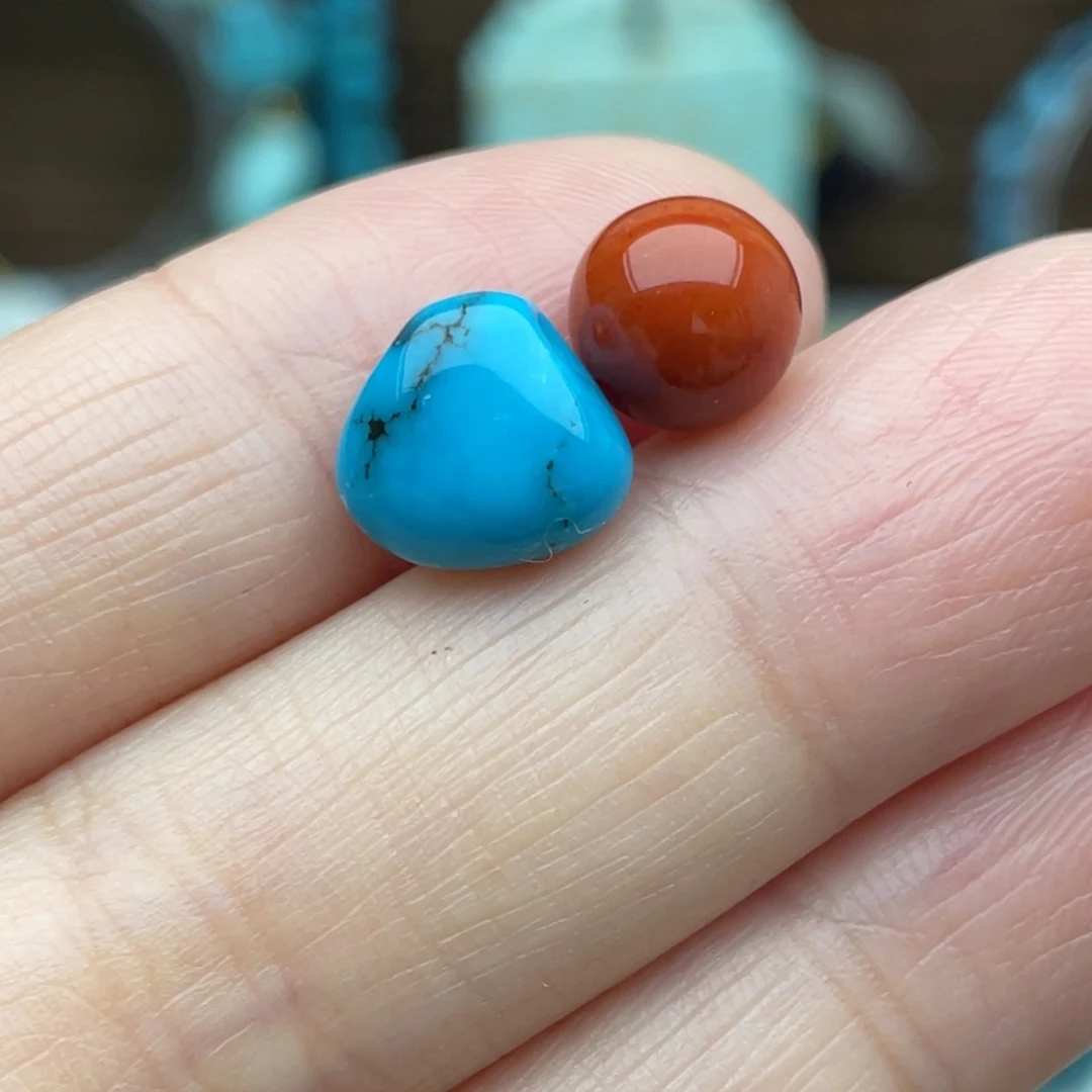 南红玛瑙未镶嵌珠宝奇石