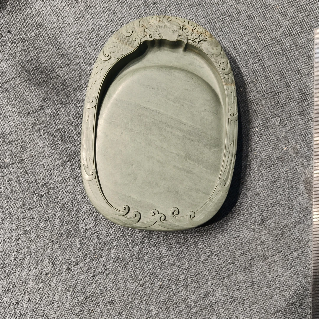 洮砚，喇嘛崖老坑鸭头绿，青鸾献寿，尺寸14.6*10.6*2.1厘米