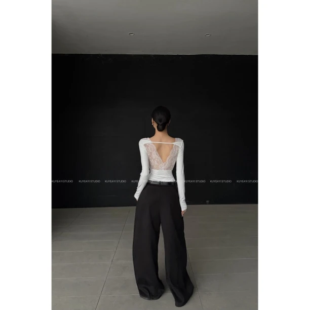 KUYEAYI / 1853磨毛带胸垫蕾丝露背上衣