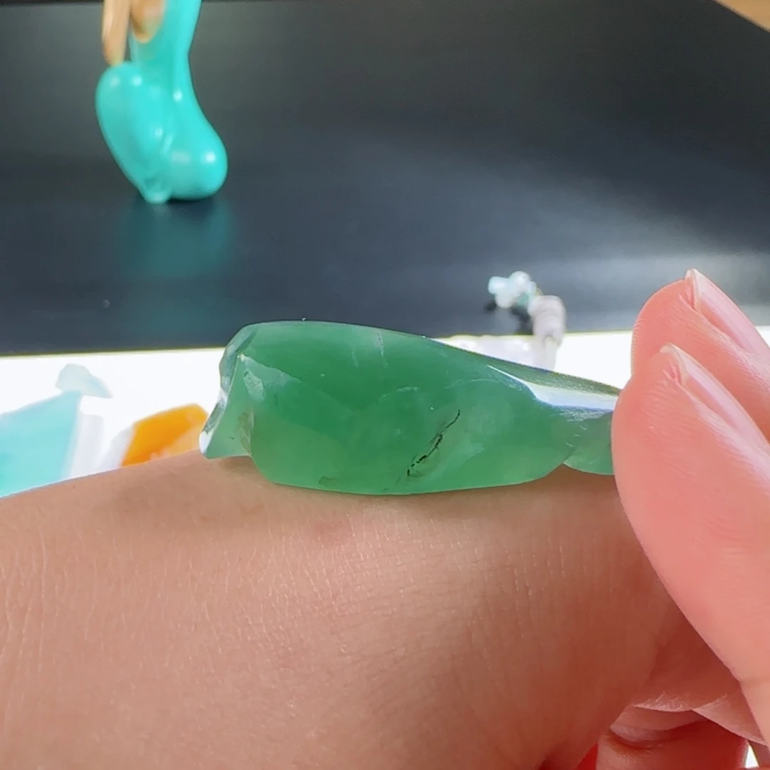 未镶嵌定制翡翠橦