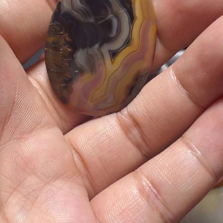 玛瑙/玉髓配饰未镶嵌树*