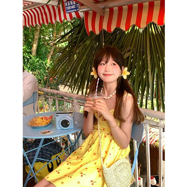 1466多巴胺黄色碎花吊带连衣裙女夏季辣妹小个子海边度假风短裙
