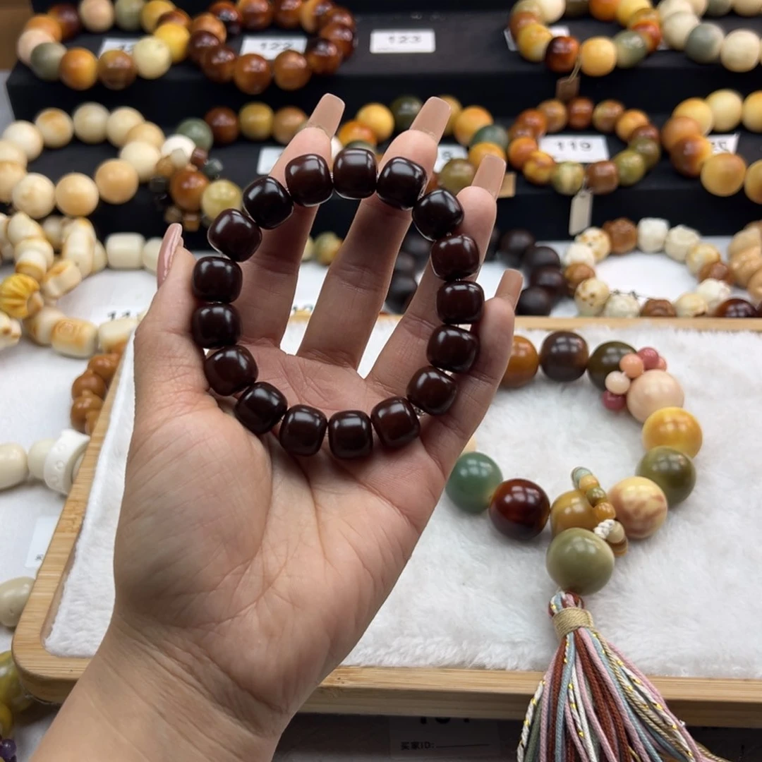 白玉菩提吊坠干嘛