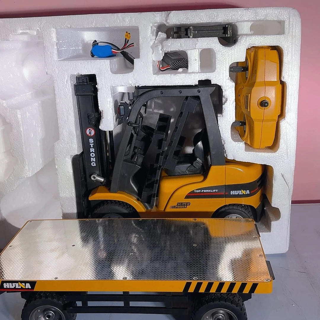 贴***行遥控玩具模型叉车
