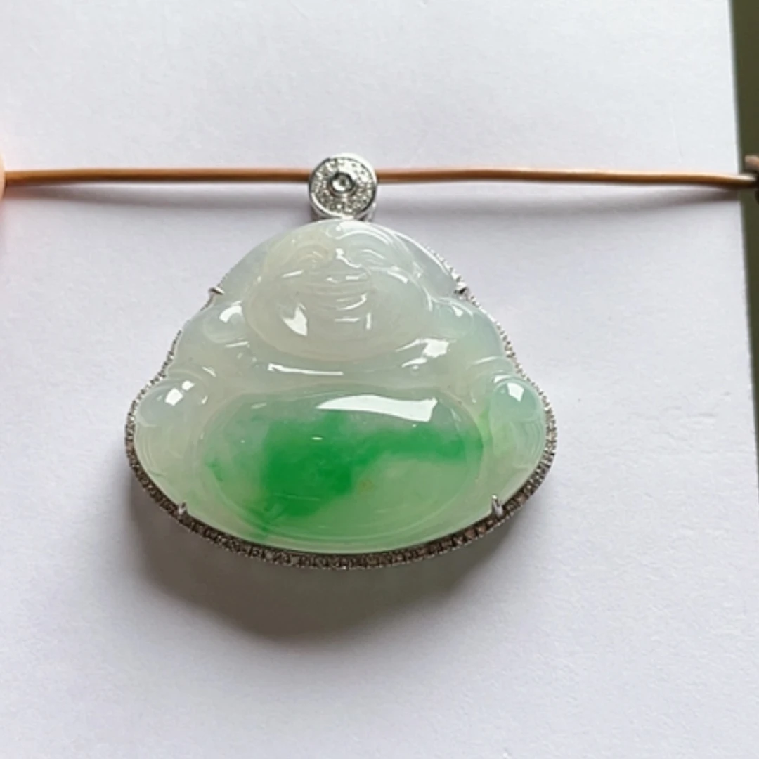 【闪购商品】吊坠(不含链)18K金镶嵌翡翠