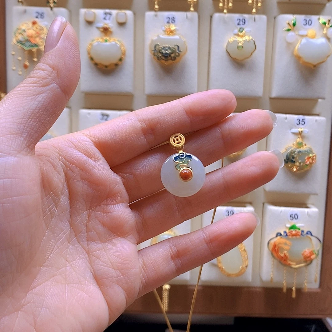 和田玉银S925镶嵌颈饰