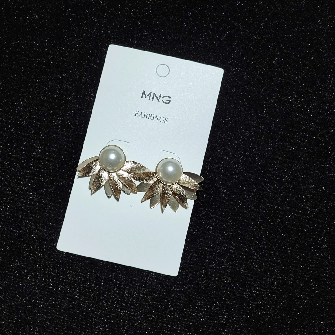 锌合金仿珍珠耳饰 T-D015极简风女森系时尚OL镶嵌重工法式休闲风