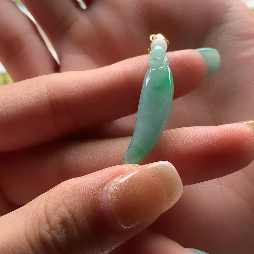 翡翠未镶嵌手串挂件
