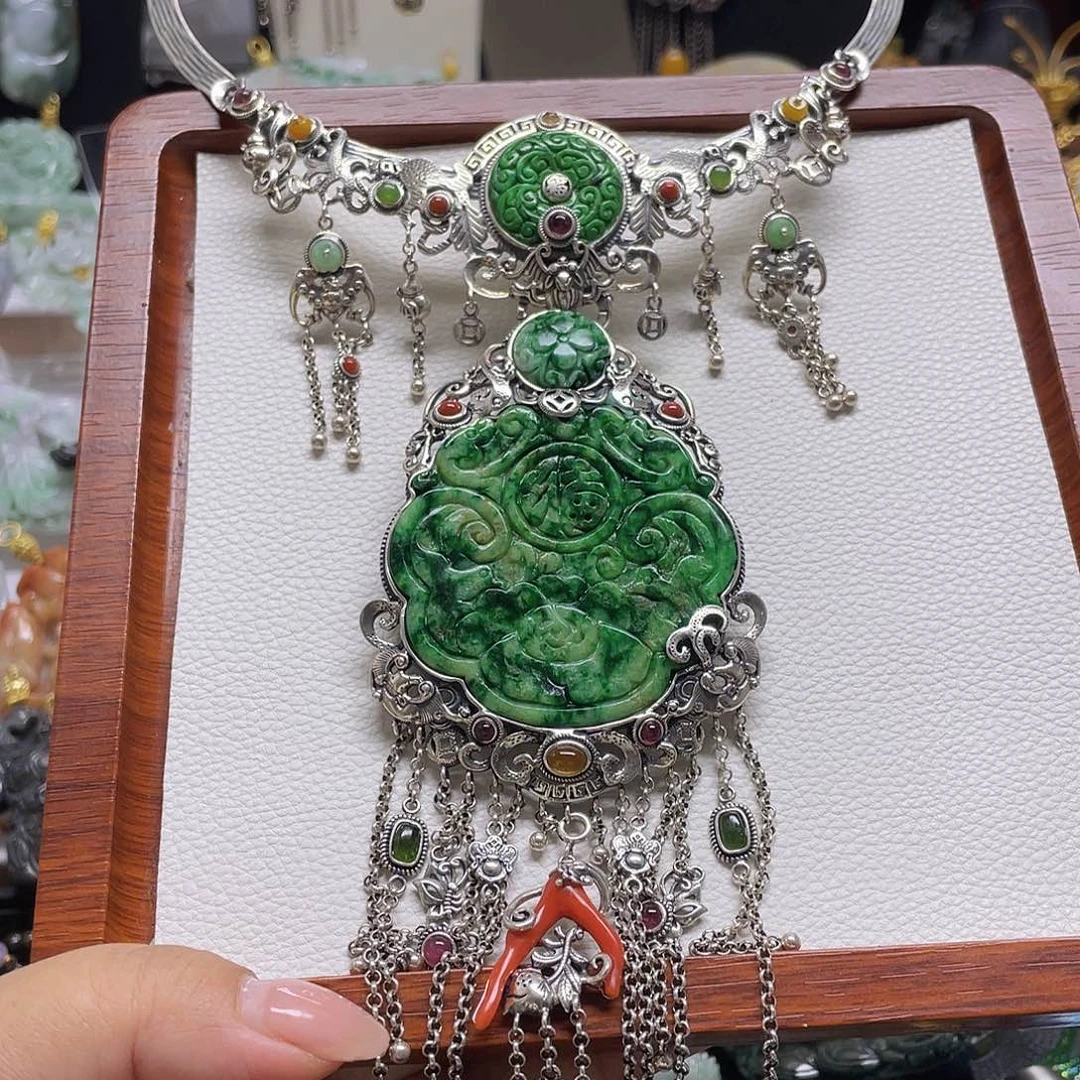 翡翠银S925镶嵌颈饰爱****白套链