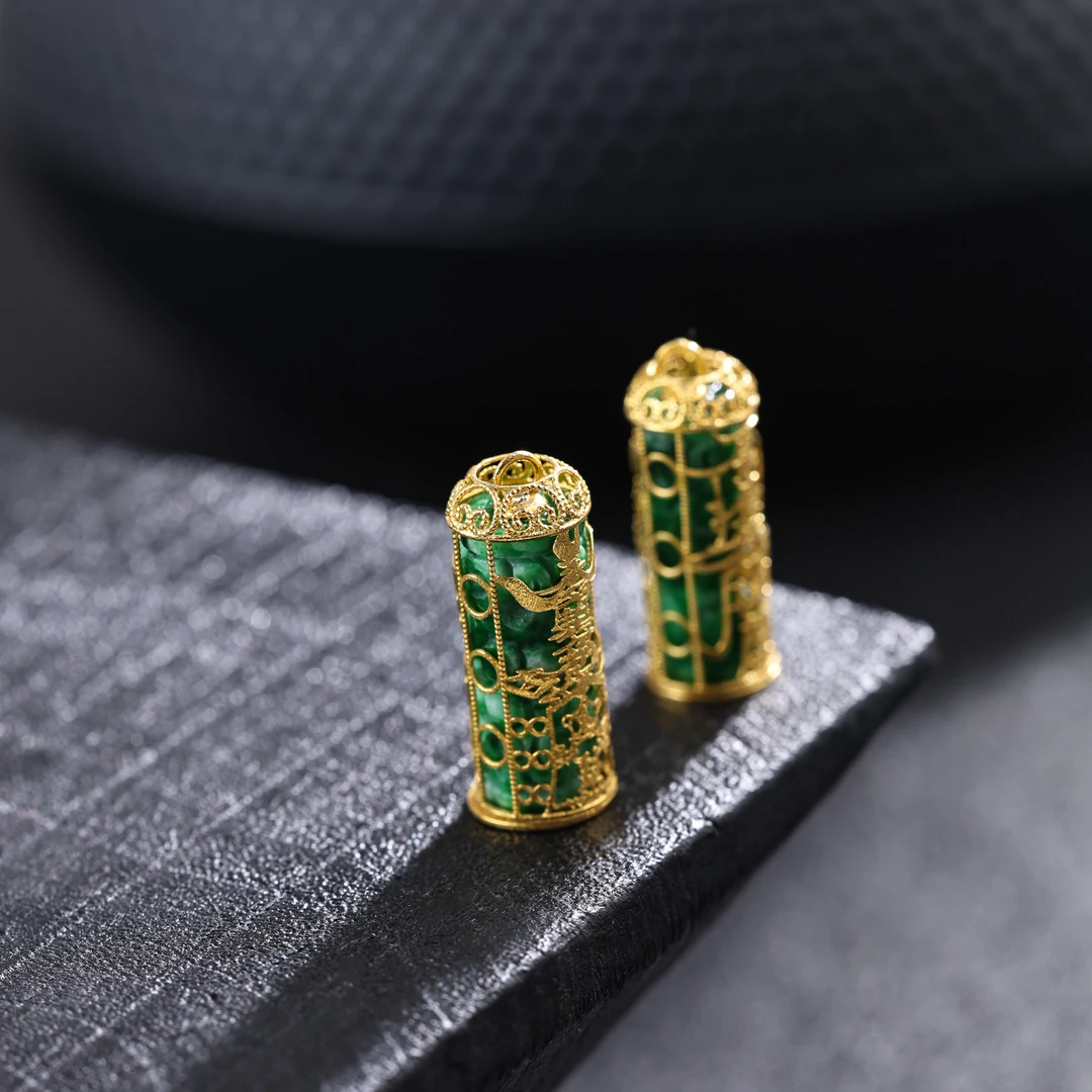 【举石臻选】TA0926-0127-20翡翠吊坠18k（一件/多样性发）W