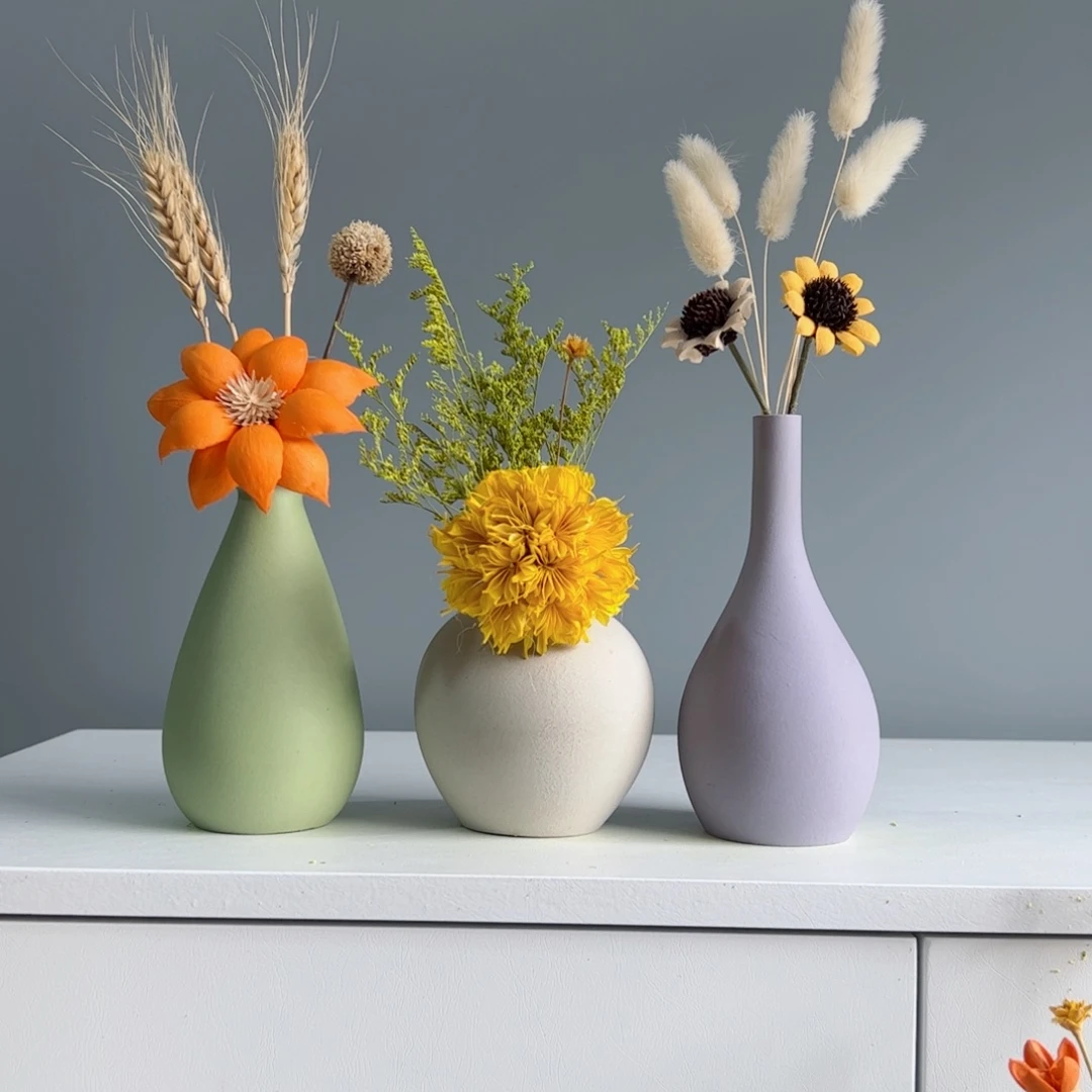 摆件陶瓷小花瓶摆件含花总高约20-30cm