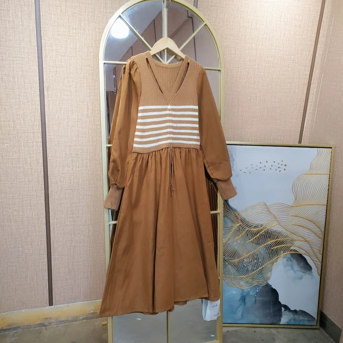 CH85孕妇咖色连衣裙90-130