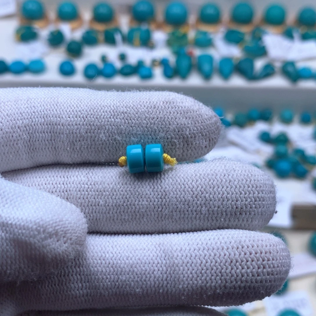 绿松石配饰未镶嵌