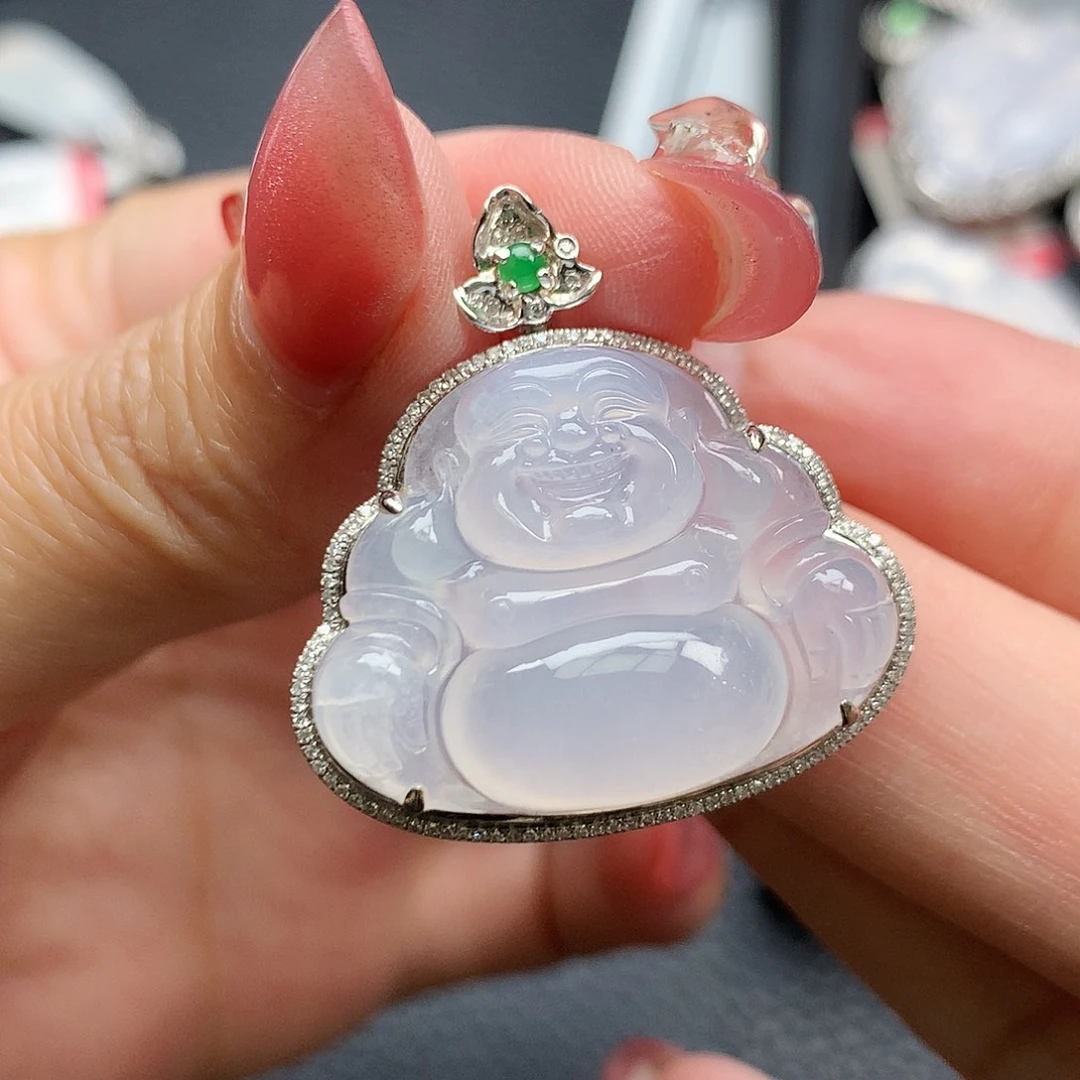 翡翠18K金镶嵌颈饰翡翠