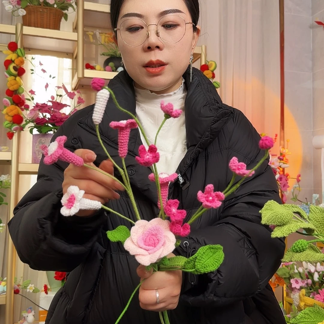 手工钩织设计花束