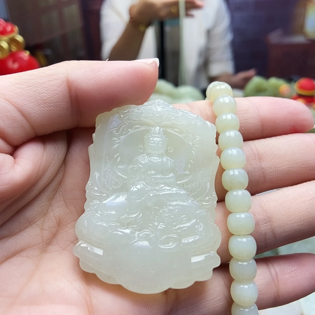 颈饰未镶嵌和田玉快***天