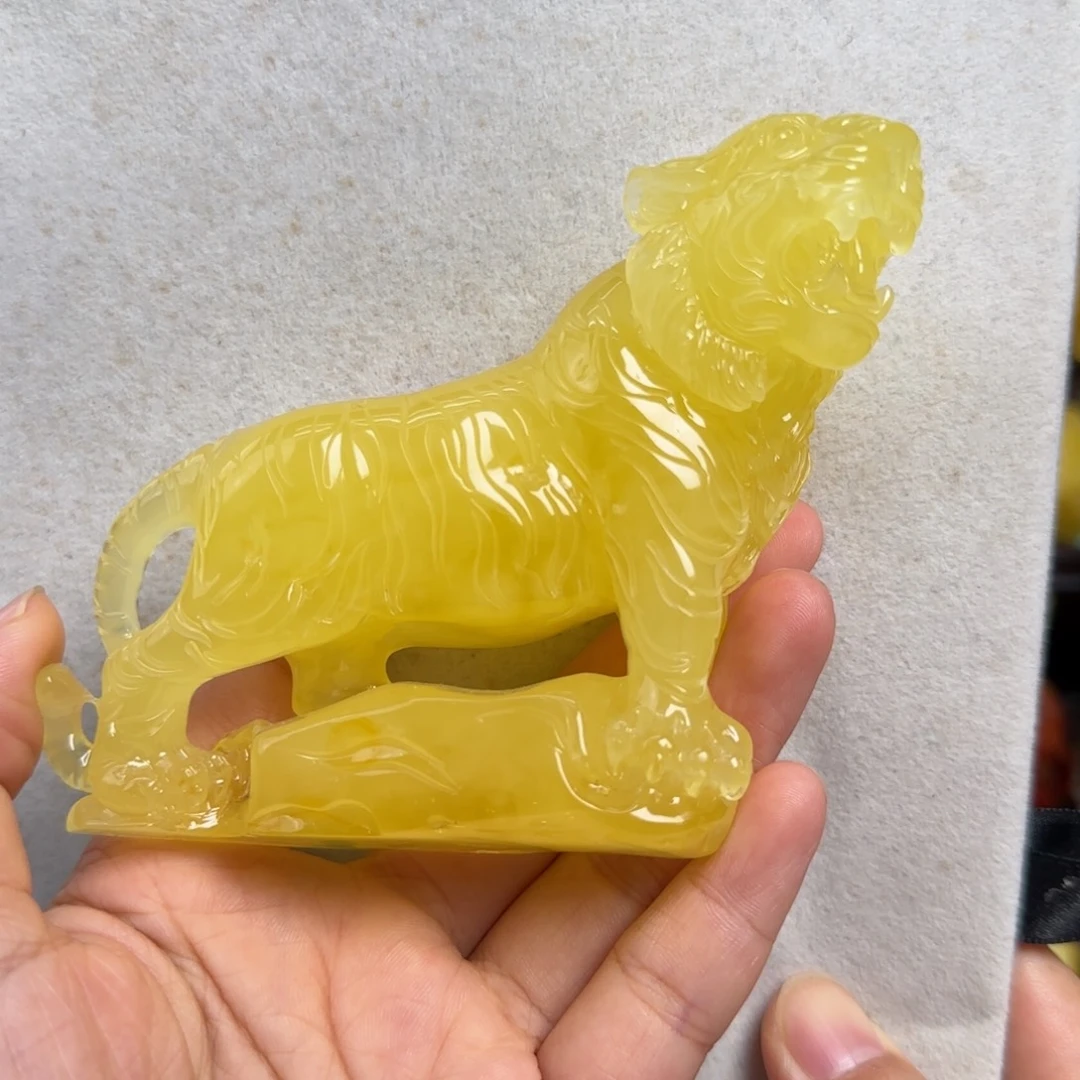 蜜蜡未镶嵌珠宝奇石