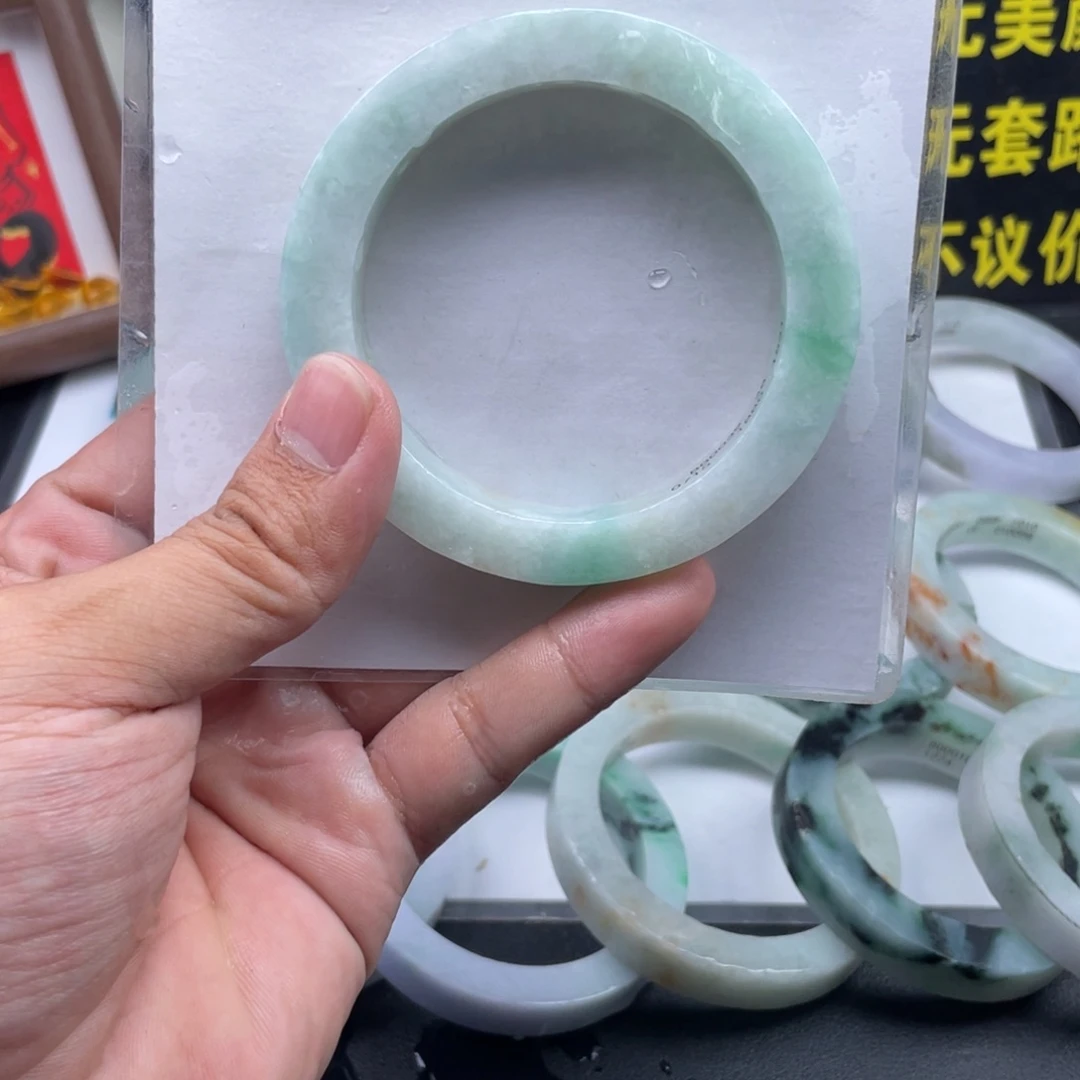 定制翡翠未镶嵌纯天然A货翡翠手镯