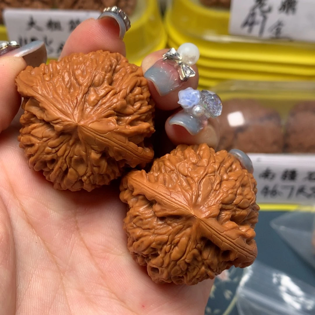 文玩核桃吊坠42-14113-02