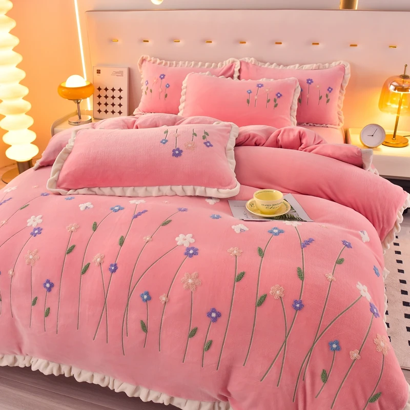 加厚韩版刺绣牛奶绒四件套纯色双面绒绣花床笠床上毛绒被罩公主风