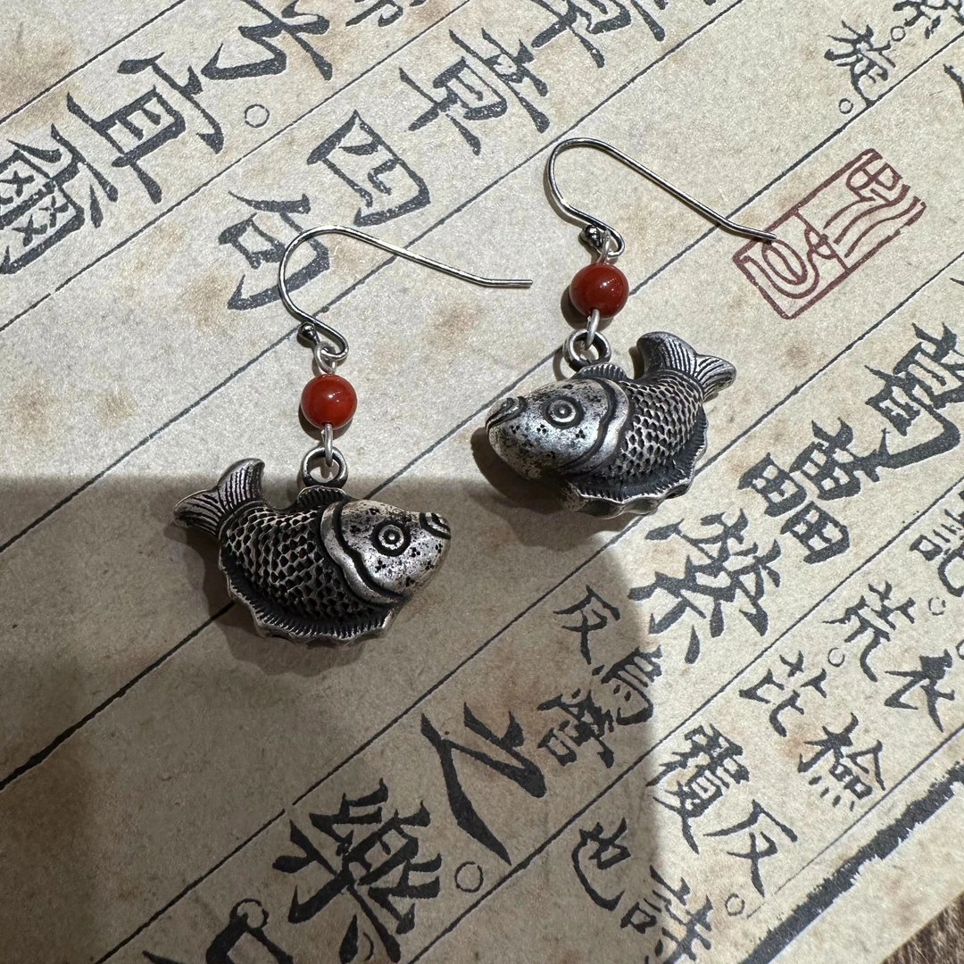 E25638<非晚1>s925银南红小圆珠锦鲤耳钩耳环