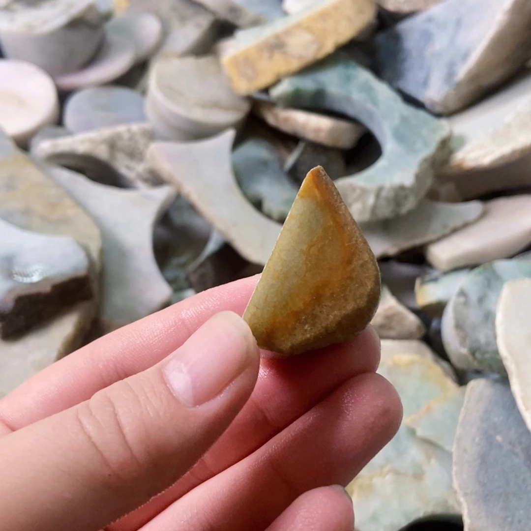 翡翠未镶嵌颈饰天然翡翠