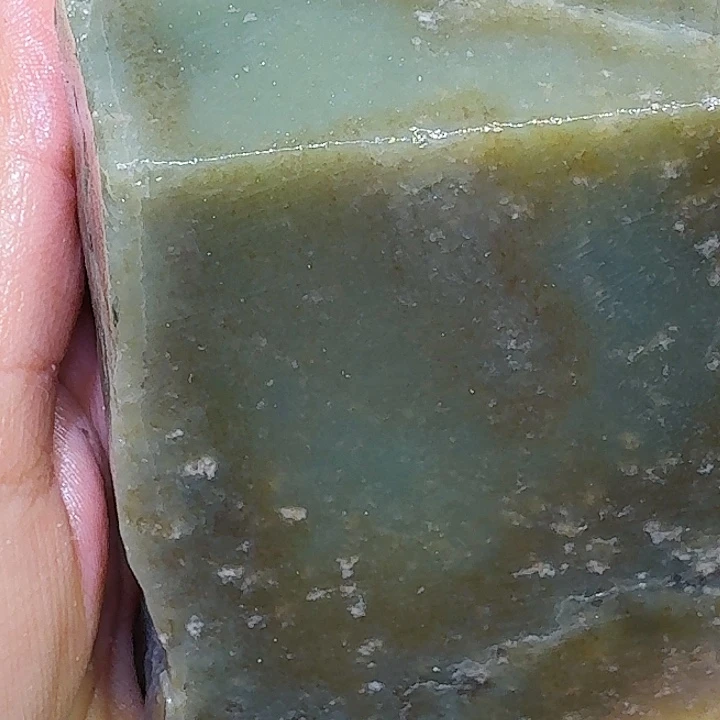 和田玉未镶嵌车挂