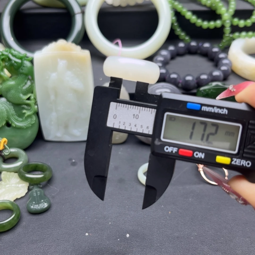 未镶嵌和田玉珠宝半成品