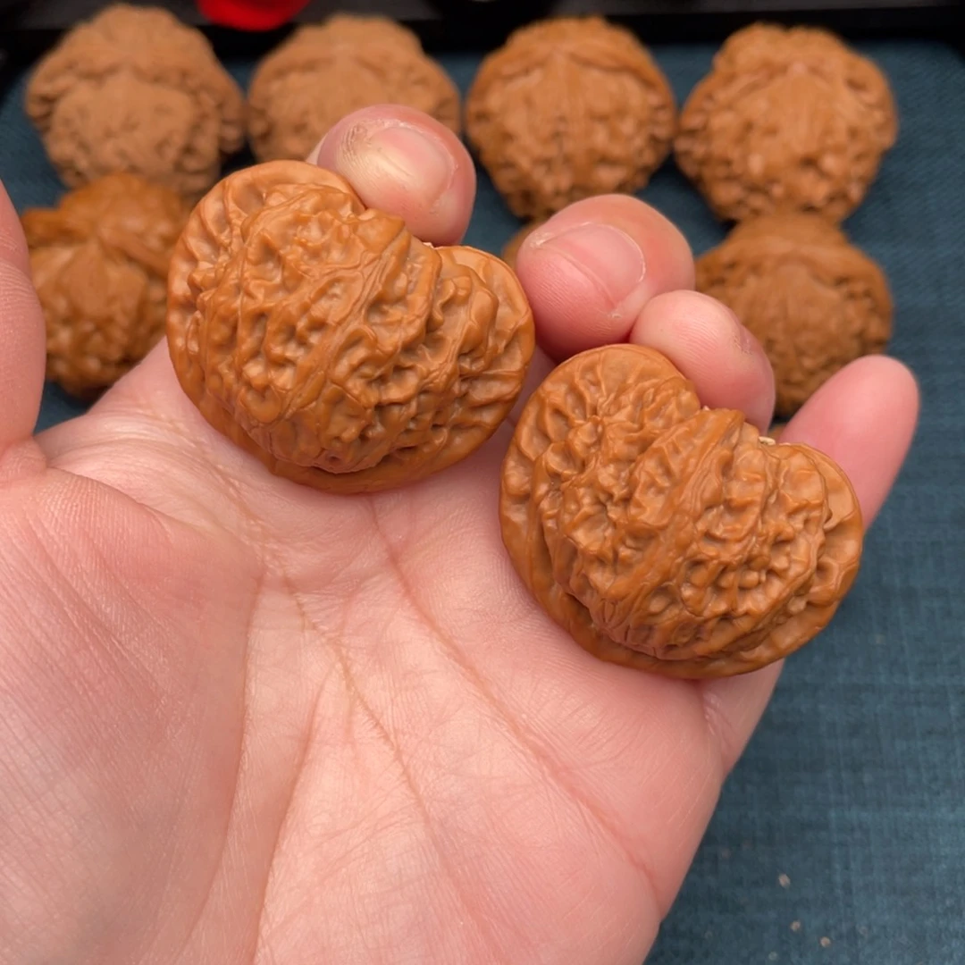 文玩核桃把件全品桃心宫灯41