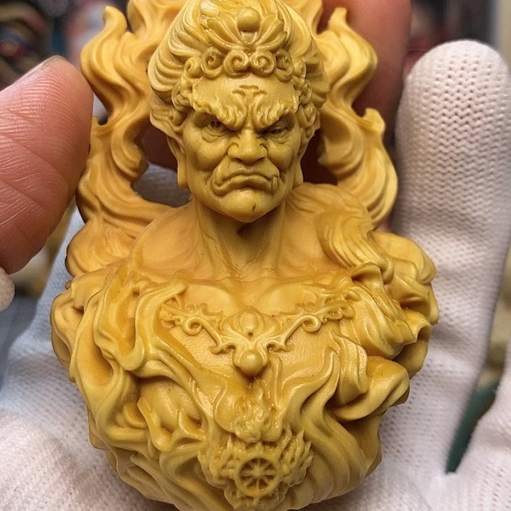 木黄杨木不动明王摆件