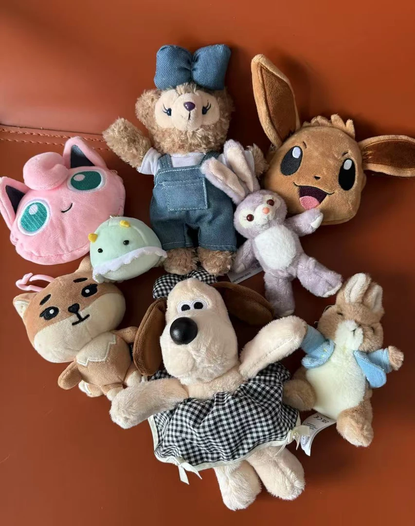笑笑的礼物～随机2025超可爱玩偶钥匙扣包包装饰挂件