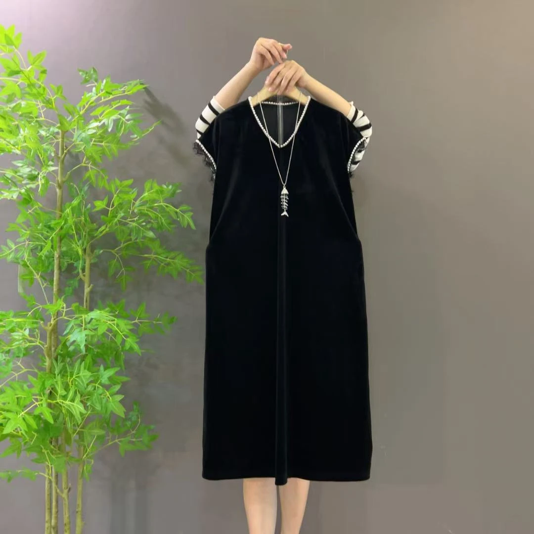 8801夏季欧货韩系蕾丝花边拼接丝绒v领性感女人慵懒风大码连衣裙
