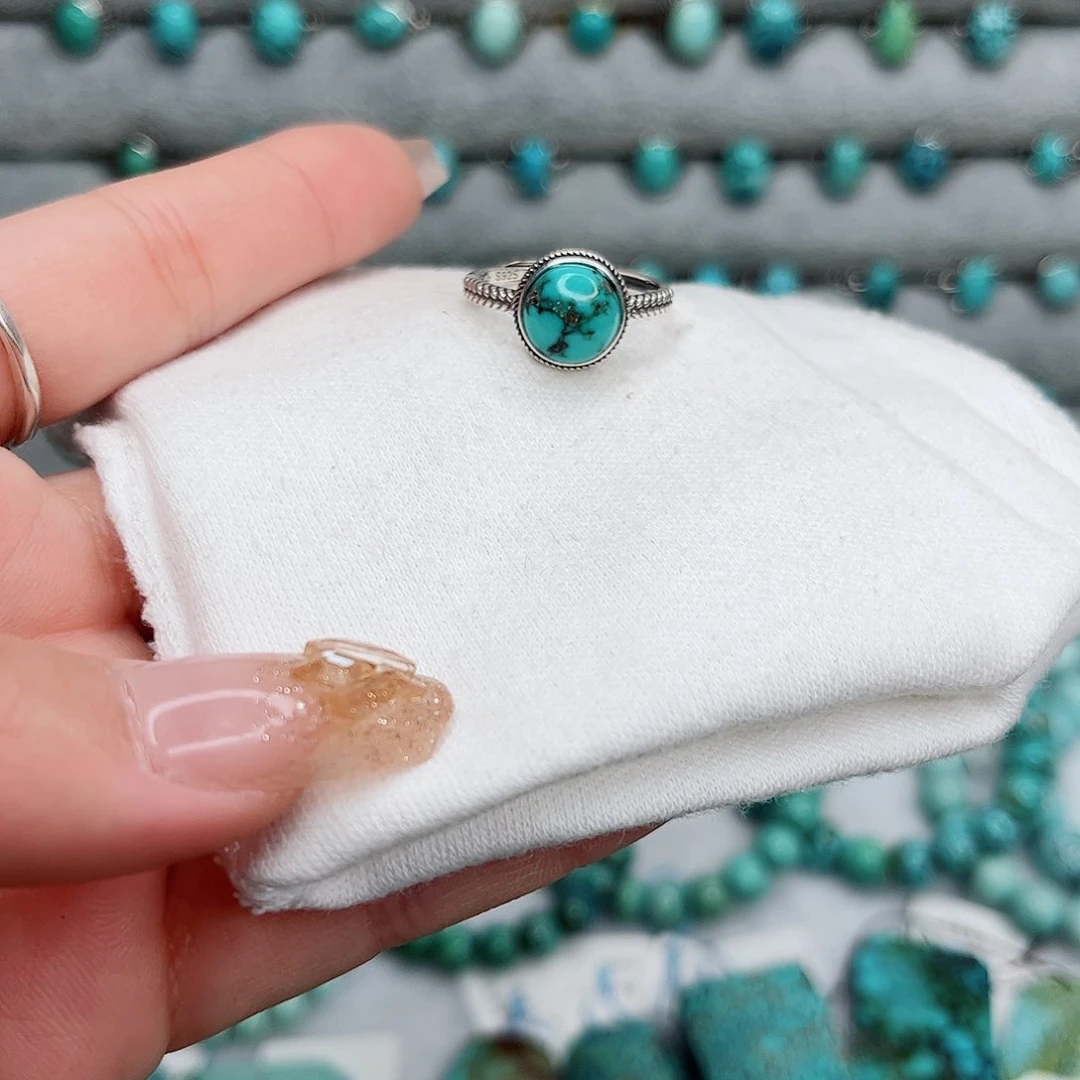 绿松石绿松石未镶嵌