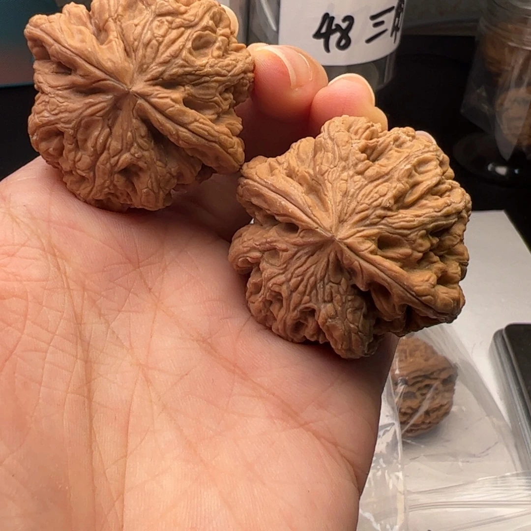 文玩核桃吊坠粗筋42