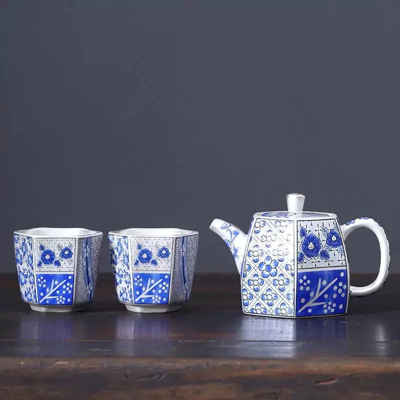 zh2083-青花六方鎏银壶两杯