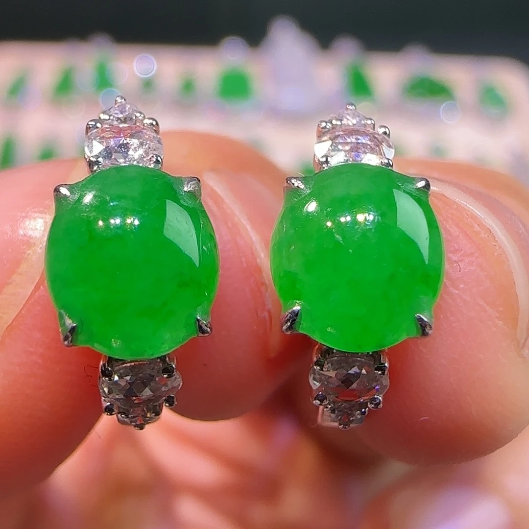 翡翠18K金镶嵌耳环