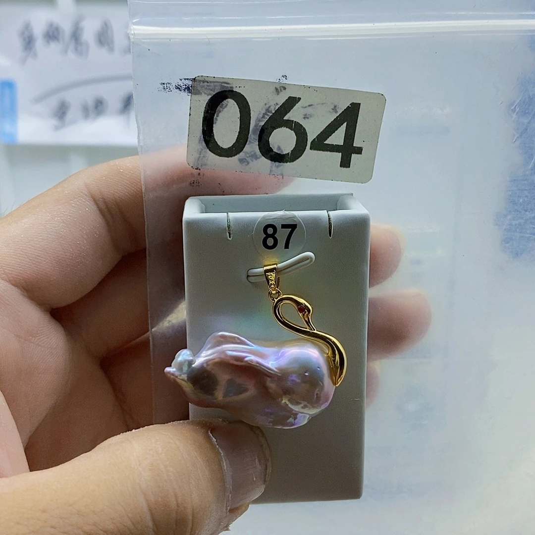 淡水珍珠颈饰合金
