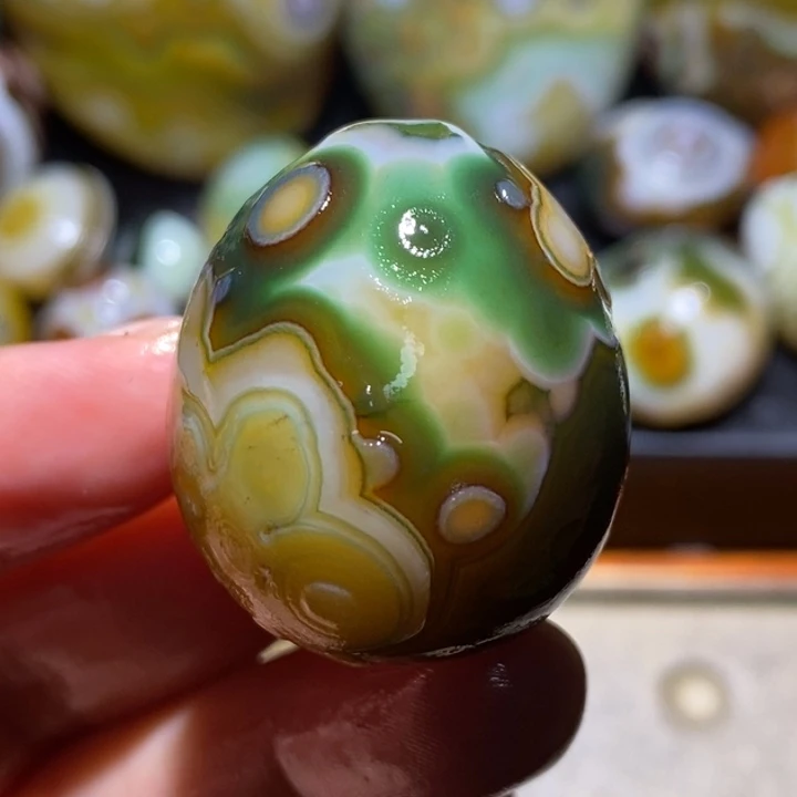 玛瑙/玉髓未镶嵌珠宝半成品