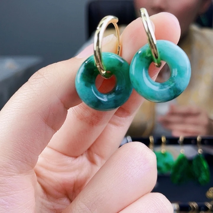 翡翠耳饰未镶嵌饰品