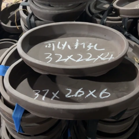 100-6。       微瑕。