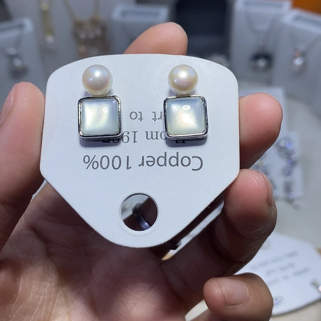 淡水珍珠耳饰未镶嵌
