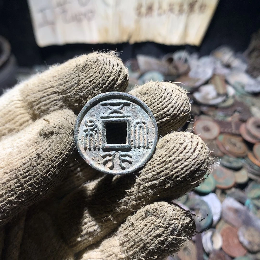 一***困铜小杨小杨工艺品花钱