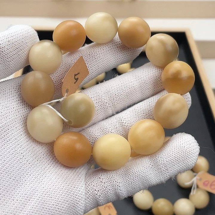 吊坠白玉菩提卡20手工干磨通货