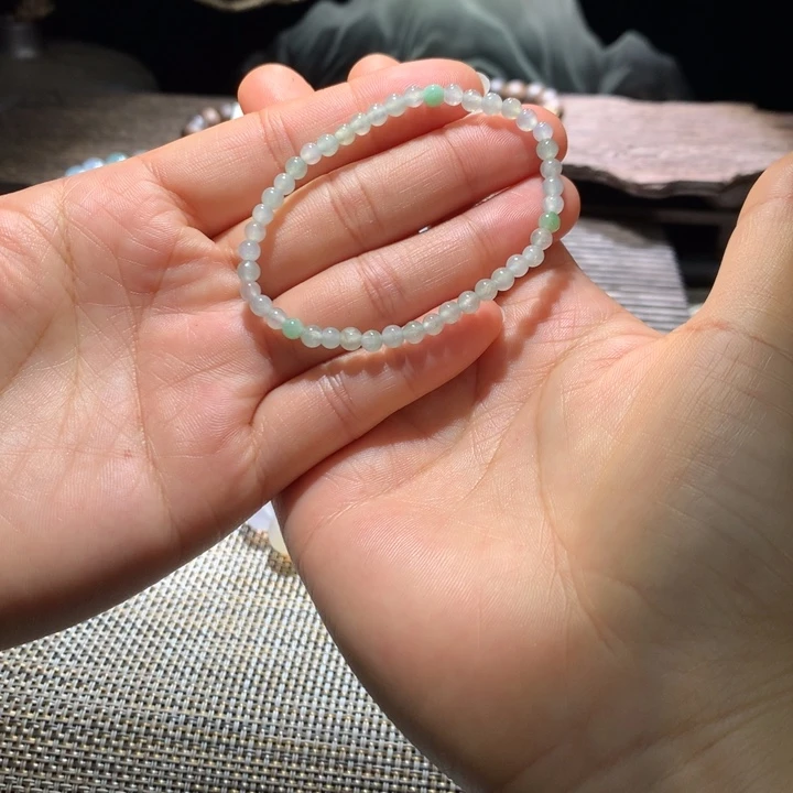 翡翠散珠开播福利 天然缅甸翡翠A货卡4左右