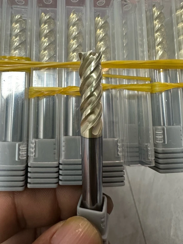 不绣钢，钛合金专用铣刀10 X 30 X 75，4 T进口品质，国产价格